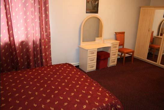 Hotel Zhovtnevyi Vinnycja Esterno foto