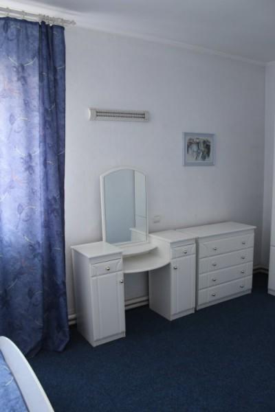 Hotel Zhovtnevyi Vinnycja Esterno foto